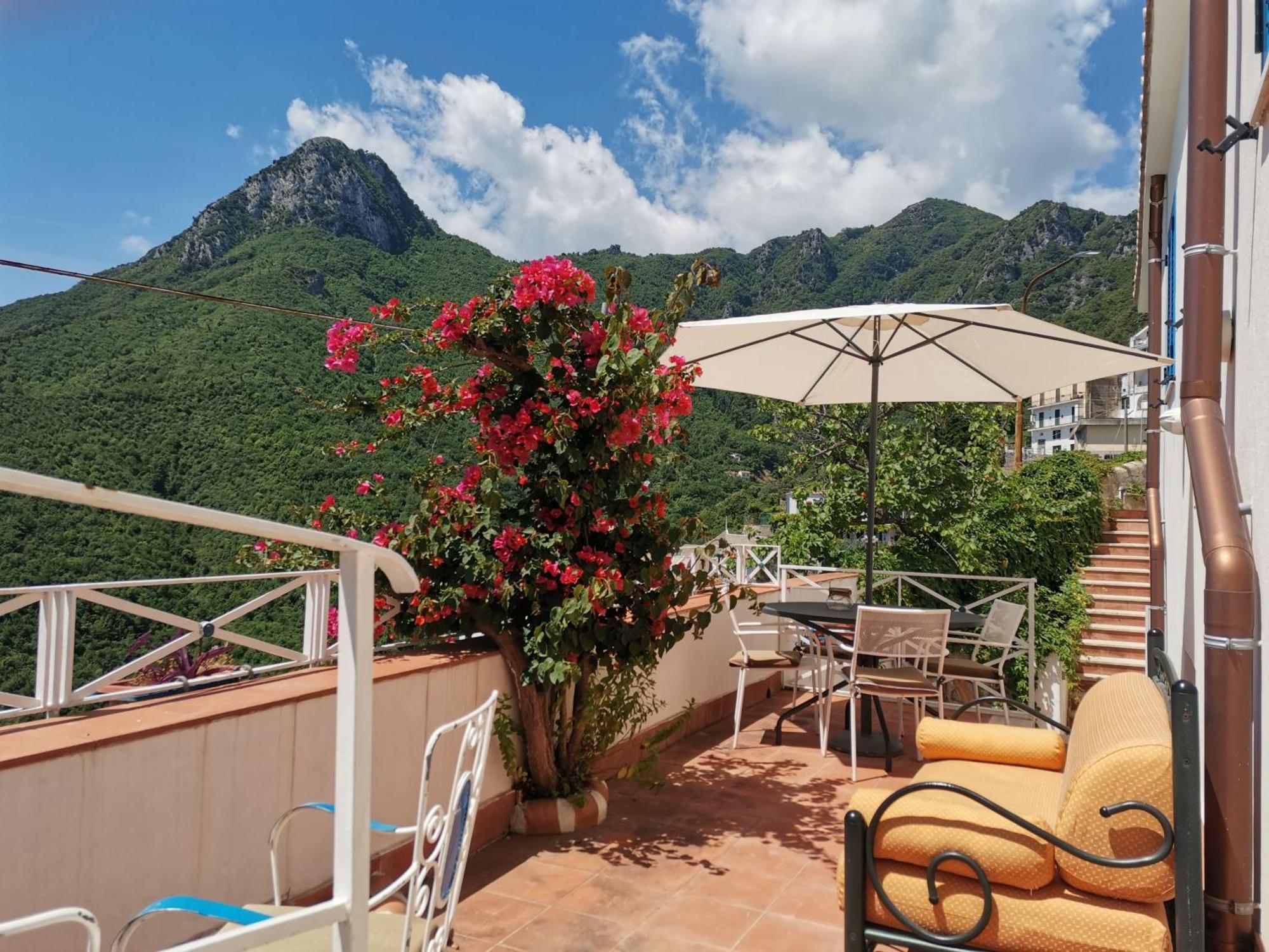 Bouganville Home Виетри Экстерьер фото