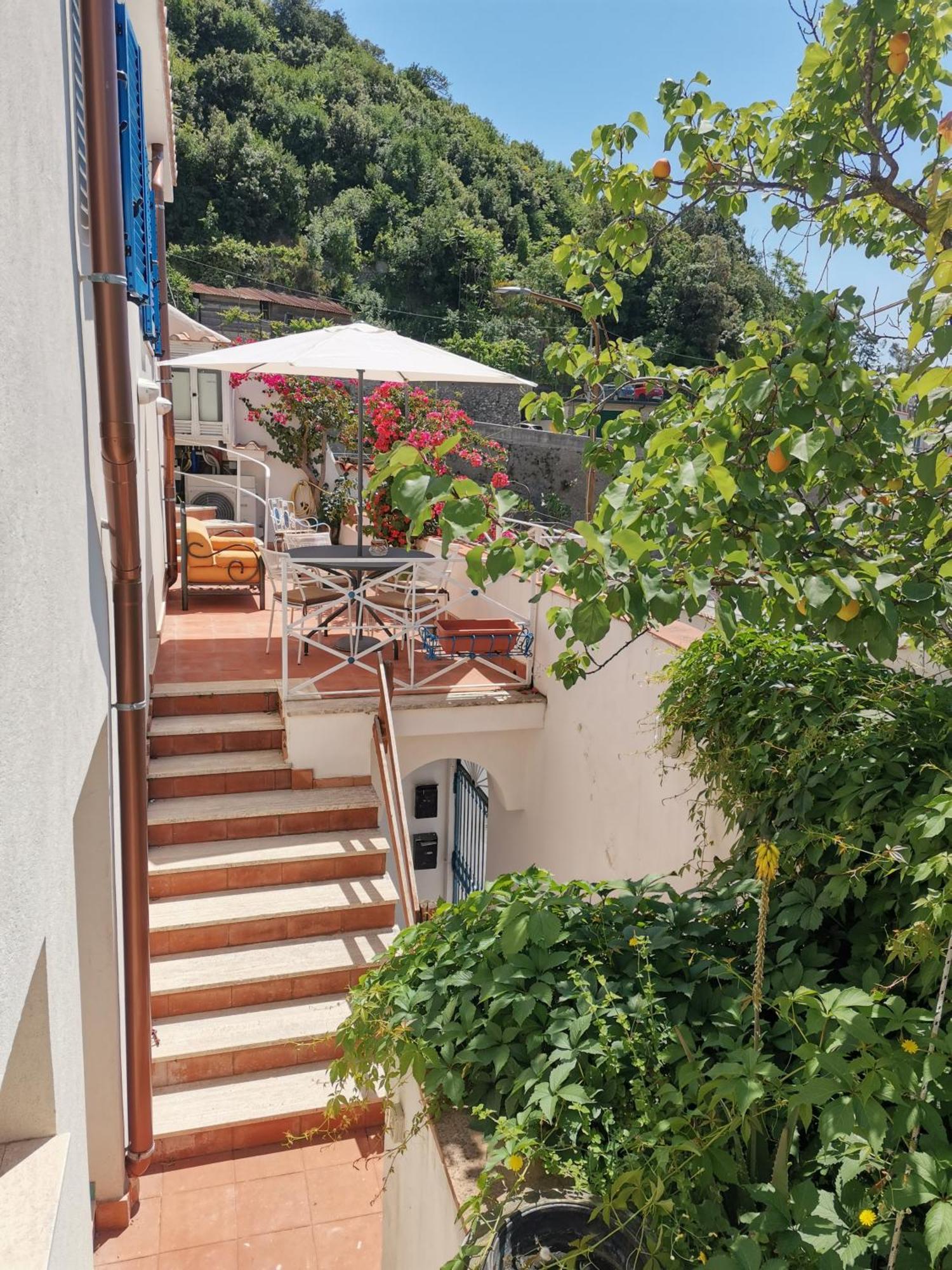 Bouganville Home Виетри Экстерьер фото